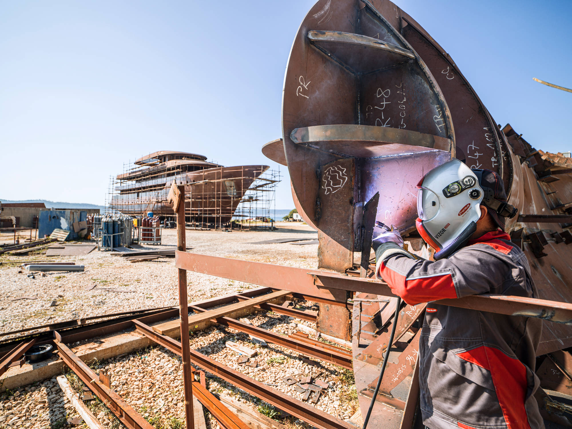 ship welding